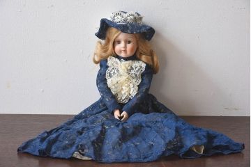 アンティーク雑貨　西ドイツ製　WUPPER(ヴッパー/ブッパー)社 1980年頃　ビスクドール(人形)・外箱付き