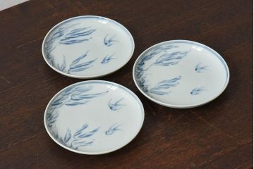 アンティーク雑貨　古民具・骨董　明治〜大正期　柳に燕文　染付皿3枚セット(1)