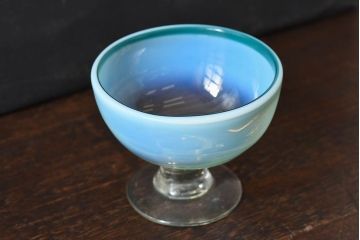 アンティーク雑貨　大正時代　青緑乳白暈し氷コップ(吹きガラス、和ガラス)(3)