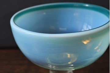 アンティーク雑貨　大正時代　青緑乳白暈し氷コップ(吹きガラス、和ガラス)(3)