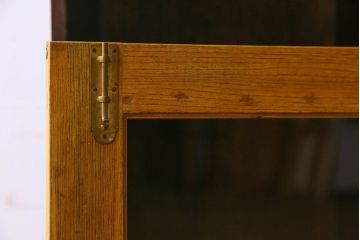 レトロ家具　レトロ　シックな色合いが魅力的な本箱(ブックケース、収納棚、戸棚、食器棚)