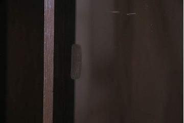 レトロ家具　レトロ　シックな色合いが魅力的な本箱(ブックケース、収納棚、戸棚、食器棚)