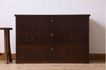 アンティーク家具　和製アンティーク　漆の艶やかな質感が美しい箪笥ローボード(ローチェスト、引き出し、テレビ台)