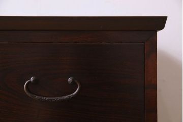 アンティーク家具　和製アンティーク　漆の艶やかな質感が美しい箪笥ローボード(ローチェスト、引き出し、テレビ台)