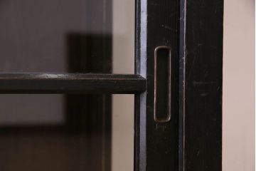 アンティーク家具　和製アンティーク　三方ガラス!シックな色合いが素敵な重ね収納棚(戸棚、食器棚、ガラスケース、ショーケース)