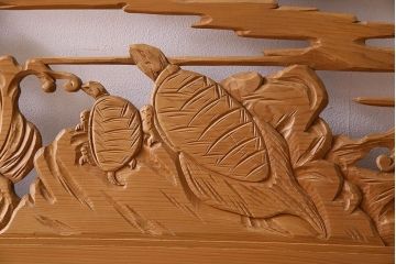 古民具・骨董　特大　亀の彫刻　欄間(透かし彫り)