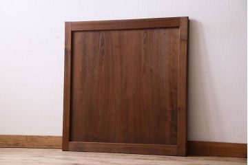 古民具・骨董　シンプルで実用的　杉材の板戸(窓)(3)