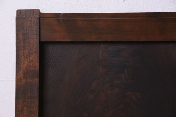 古民具・骨董　杢目が美しい　杉材一枚板の板戸2枚(窓)(1)
