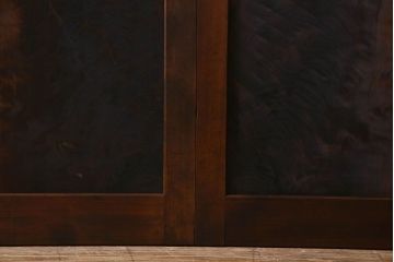 古民具・骨董　杢目が美しい　杉材一枚板の板戸2枚(窓)(1)