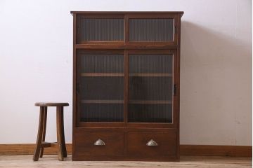 アンティーク家具　和製アンティーク　三方欅材!人気のモールガラス入りの収納棚(戸棚、食器棚、本箱、ブックケース)