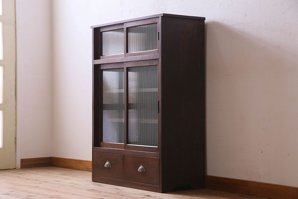 アンティーク家具　和製アンティーク　三方欅材!人気のモールガラス入りの収納棚(戸棚、食器棚、本箱、ブックケース)