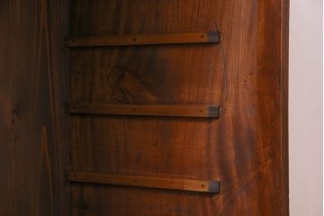 アンティーク家具　和製アンティーク　三方欅材!人気のモールガラス入りの収納棚(戸棚、食器棚、本箱、ブックケース)