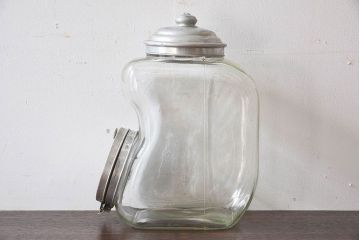 アンティーク雑貨　和製アンティーク　アルミ蓋付き　古いタバコ屋のレトロなガラス瓶(ガラスビン)