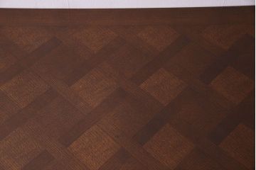 アンティーク家具　フランスアンティーク　パーケット天板　珍しい脚のデザインが印象的なエクステンションテーブル(ダイニングテーブル)
