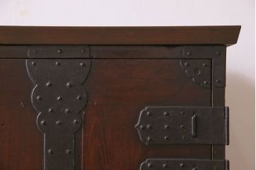 アンティーク家具　和製アンティーク　脚付き!観音開き時代箪笥ローボード(ローチェスト、引き出し、収納棚、テレビ台 )