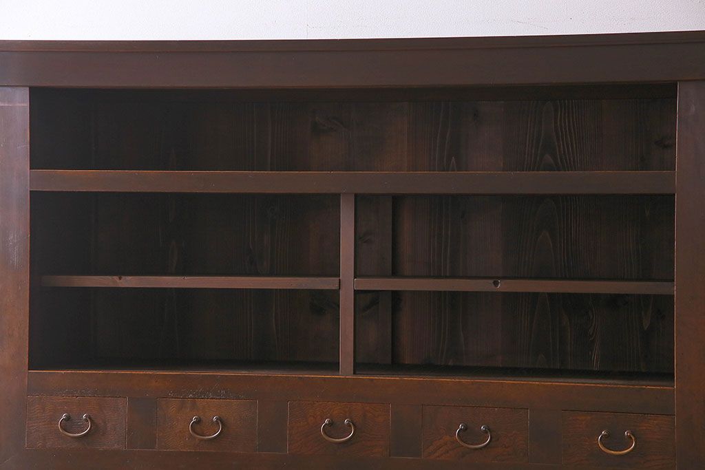 和製アンティーク　五尺　変わり型!二段重ね水屋箪笥(食器棚、収納棚)