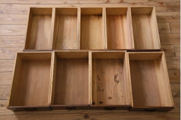 和製アンティーク　五尺　変わり型!二段重ね水屋箪笥(食器棚、収納棚)