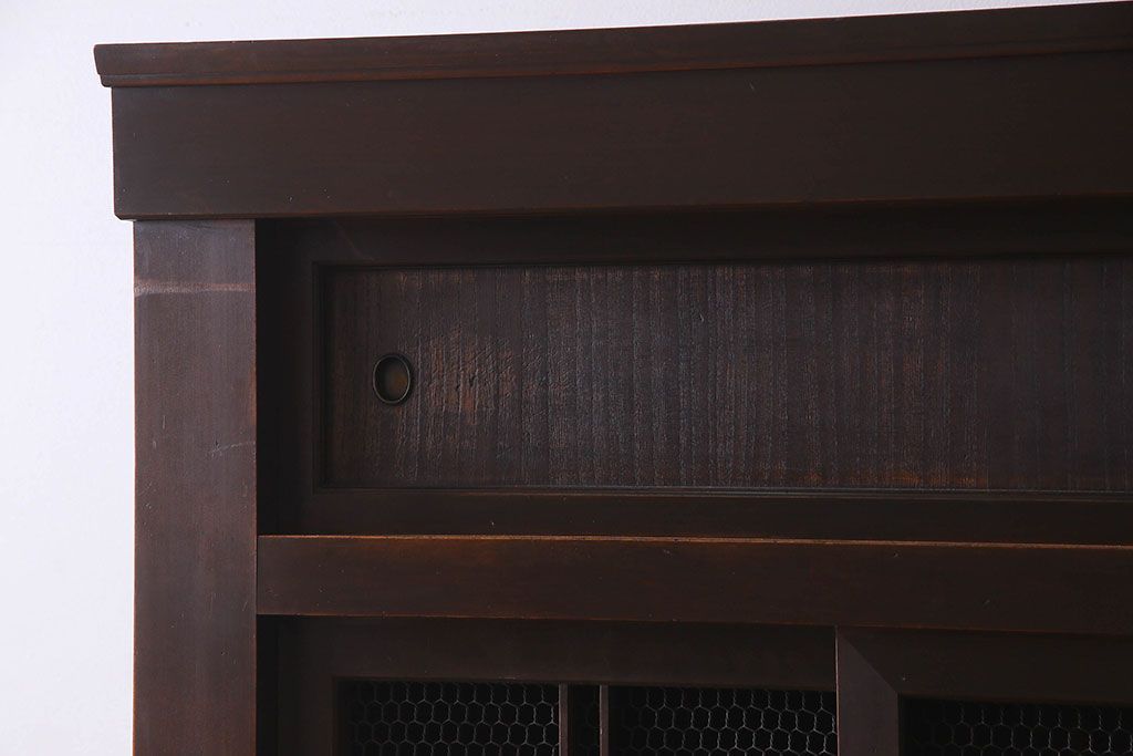 和製アンティーク　五尺　変わり型!二段重ね水屋箪笥(食器棚、収納棚)