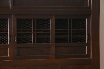 和製アンティーク　五尺　変わり型!二段重ね水屋箪笥(食器棚、収納棚)