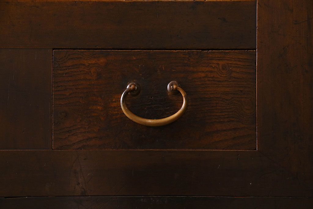 和製アンティーク　五尺　変わり型!二段重ね水屋箪笥(食器棚、収納棚)