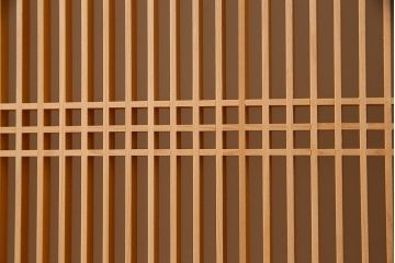 高級品!杢目の良い秋田杉が使われた組子入り格子帯戸(引き戸、ガラス帯戸)(1)