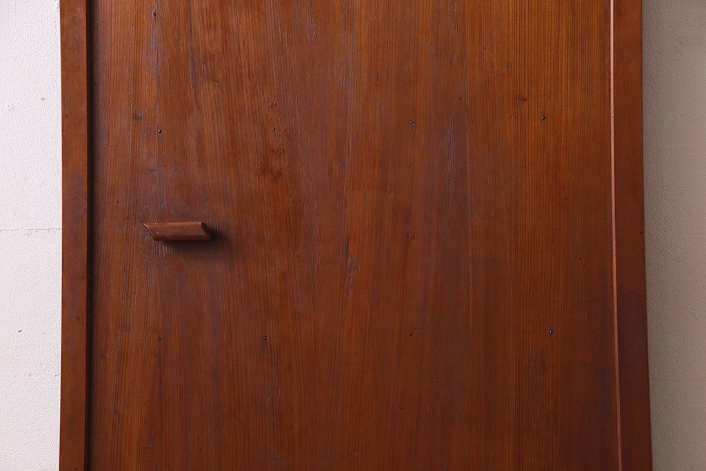 和製アンティーク　古いヒノキ材の質感が味のあるドア(扉)