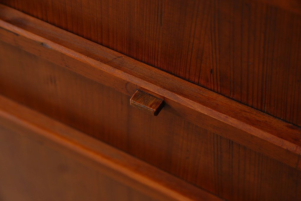 和製アンティーク　古いヒノキ材の質感が味のあるドア(扉)