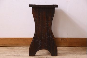 中古　伝統工芸　軽井沢彫りを施した華やかな椅子付きドレッサー(化粧台)