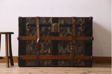 アンティーク　 1940年頃　古い質感が味のあるアンティークトランク(収納箱)(1)