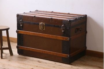 アンティーク　1940年頃　古い質感が味のあるアンティークトランク(収納箱)(2)