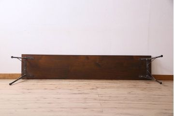 アンティーク家具　和製アンティーク　楠の木一枚板　鉄脚テーブル(アイアンテーブル、作業台、花台)