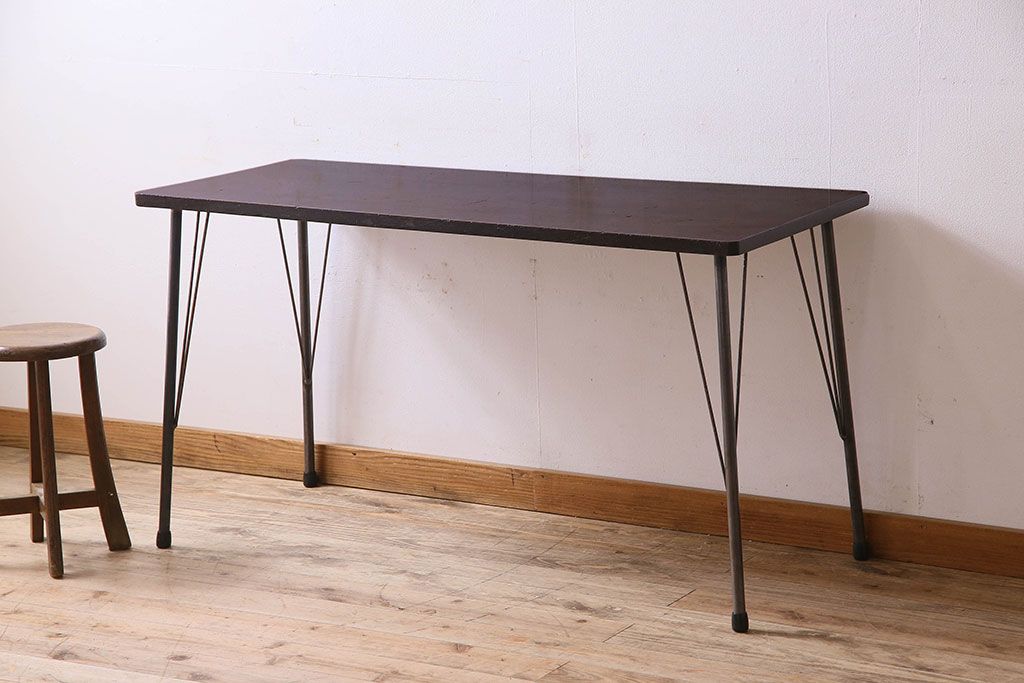 アンティーク家具　 和製アンティーク　朴の木材　鉄脚テーブル(アイアンテーブル、作業台、花台)