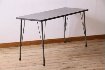 アンティーク家具　 和製アンティーク　朴の木材　鉄脚テーブル(アイアンテーブル、作業台、花台)