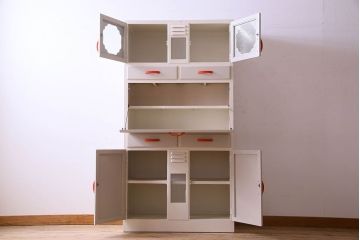 アンティーク家具　お洒落なペイントが素敵なキッチンキャビネット(収納棚、食器棚)