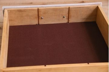 アンティーク家具　お洒落なペイントが素敵なキッチンキャビネット(収納棚、食器棚)