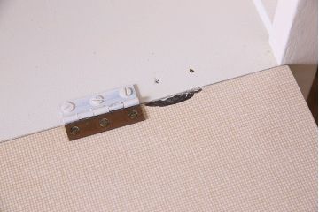 アンティーク家具　お洒落なペイントが素敵なキッチンキャビネット(収納棚、食器棚)