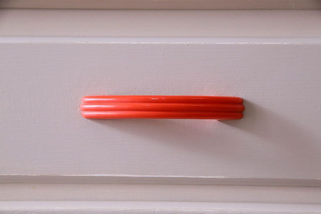 アンティーク家具　お洒落なペイントが素敵なキッチンキャビネット(収納棚、食器棚)