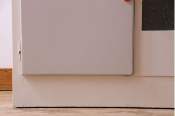 アンティーク家具　お洒落なペイントが素敵なキッチンキャビネット(収納棚、食器棚)