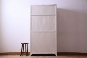 アンティーク家具　お洒落なペイントが素敵なキッチンキャビネット(収納棚、食器棚)