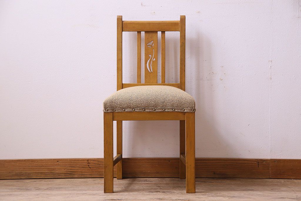 レトロ家具　レトロでかわいらしい　ブナ材のチェア(椅子)