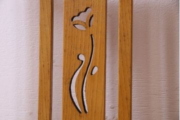 レトロ家具　レトロでかわいらしい　ブナ材のチェア(椅子)