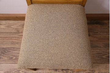 レトロ家具　レトロでかわいらしい　ブナ材のチェア(椅子)