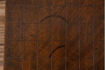 アンティーク雑貨　古民芸　総欅材　深い色合いの将棋盤(花台、飾り台)(1)