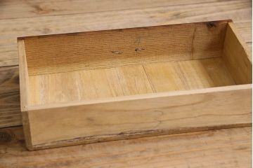 アンティーク雑貨　昭和レトロ　古い木製の裁縫箱(小引き出し、小物収納)