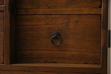 アンティーク家具　和製アンティーク　小振り　引き出し9杯付き!前面桐材の小箪笥(引き出し、チェスト、桐箪笥、桐たんす)