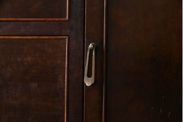 アンティーク家具　和製アンティーク　大正昭和期　総楠の木材製の上質な引き出し(チェスト)