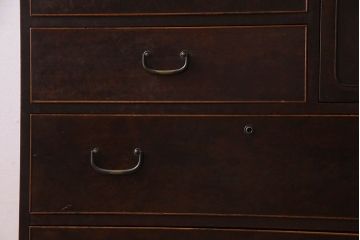 アンティーク家具　和製アンティーク　大正昭和期　総楠の木材製の上質な引き出し(チェスト)