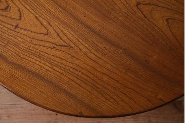 和製アンティーク　栓材　ちゃぶ台をリメイクした鉄脚丸テーブル(ラウンドテーブル、センターテーブル)