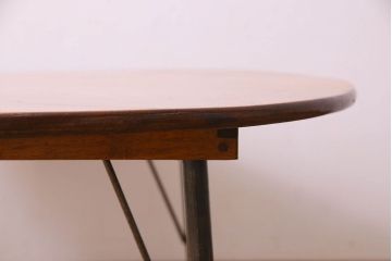 和製アンティーク　栓材　ちゃぶ台をリメイクした鉄脚丸テーブル(ラウンドテーブル、センターテーブル)