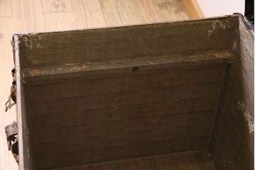 アンティーク雑貨　和製アンティーク　大ぶりのトランク(収納箱)